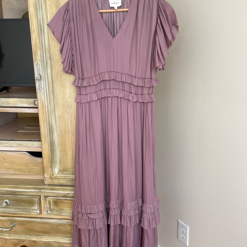 Purple short sleeve böhme midi dress.